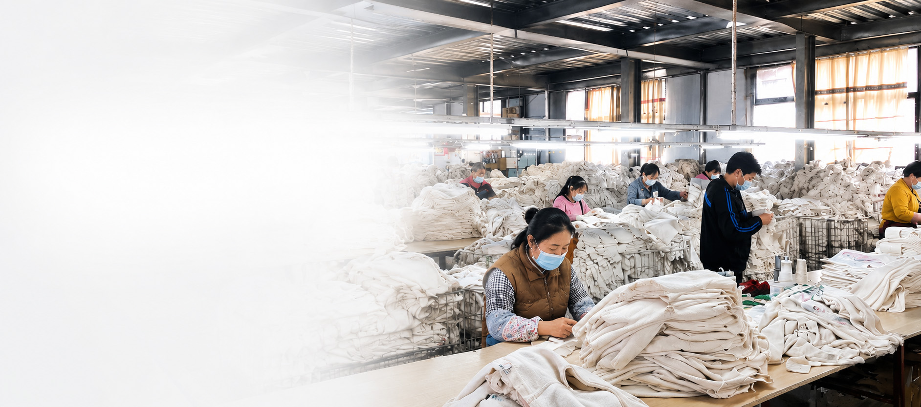 Integrated knitwear manufacturing and supply chain support