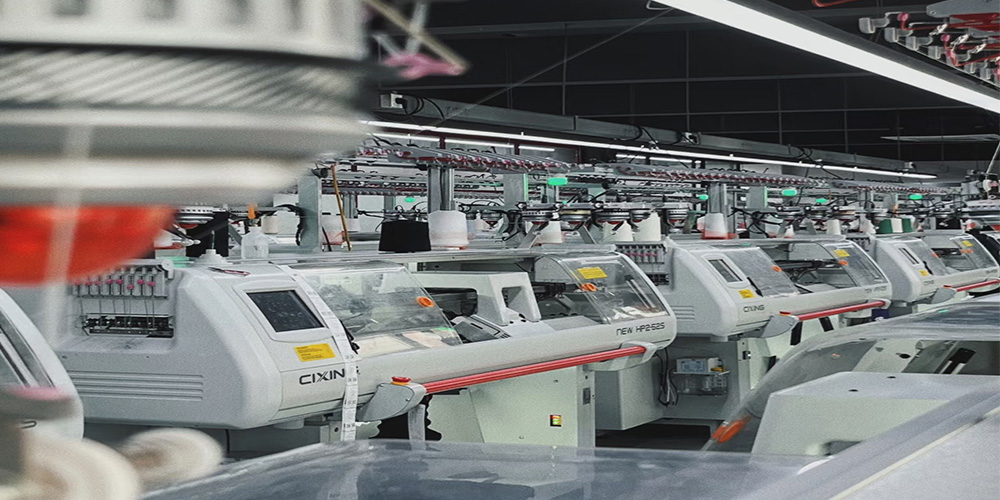 OEM sweater manufacturing from tech pack and approved sample review