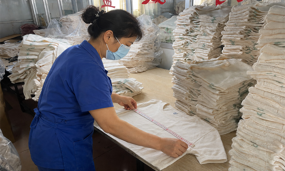 Sweater measurement control during production